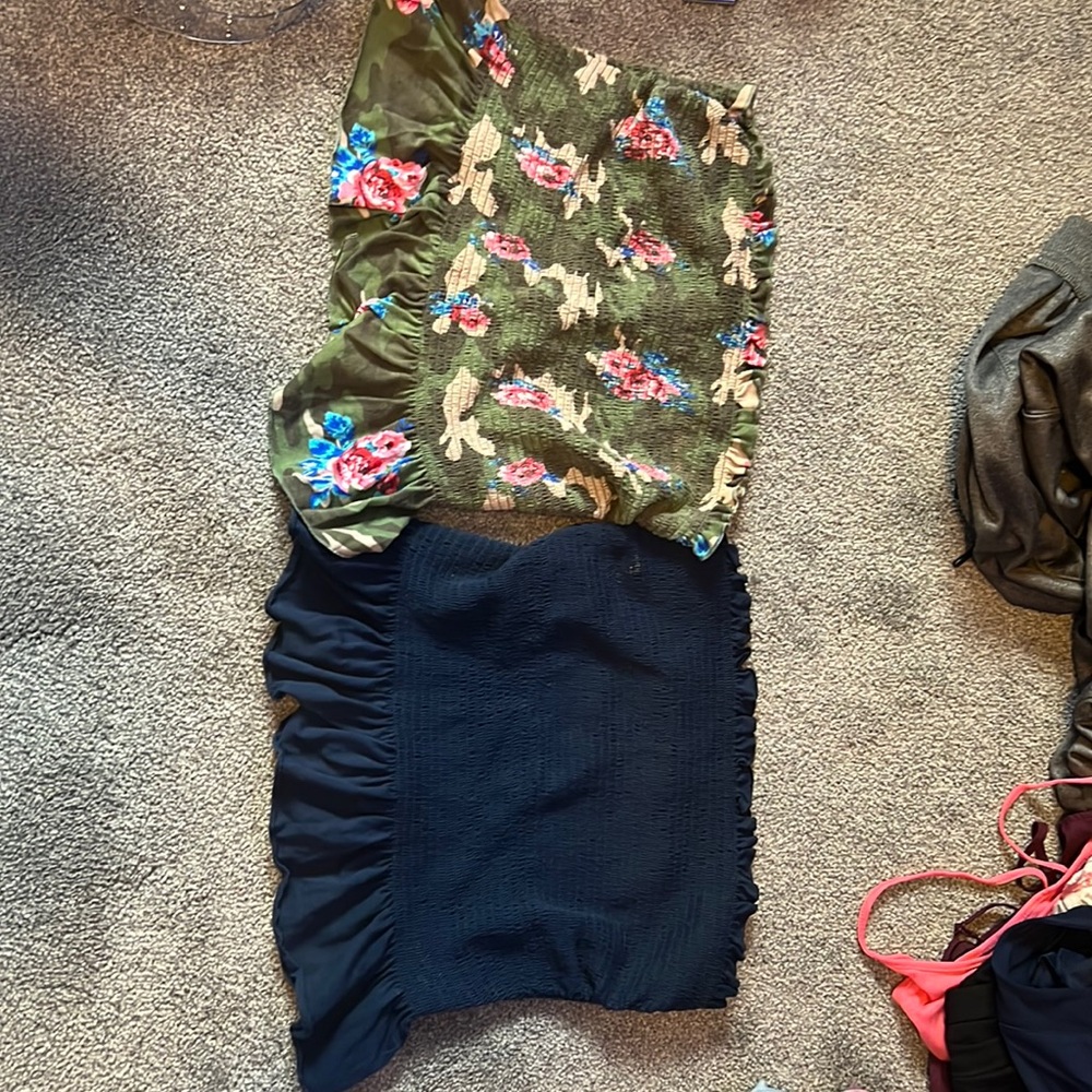 strapless crop tops for summer barely worn!